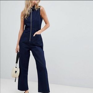 Sleeveless Denim jumpsuit